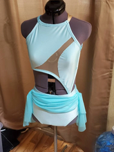 Load image into Gallery viewer, Amanda Dance Base